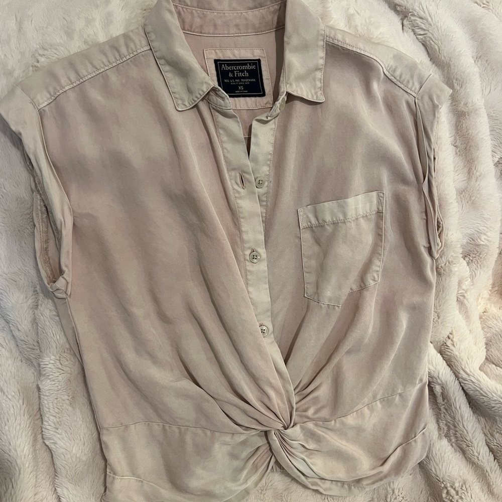 Abercrombie tie top